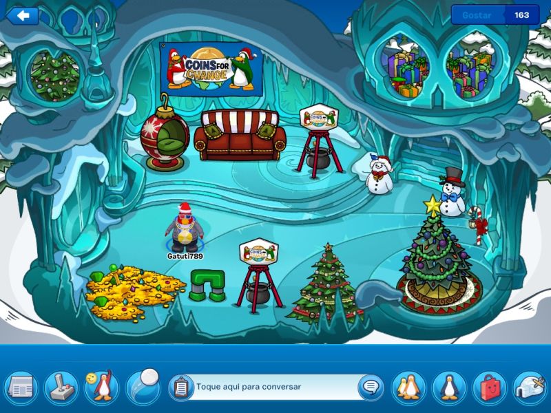 File:HolidayIglooGatuti789.jpg