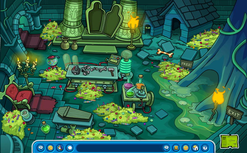 File:HalloweenParty2010MonsterRoom.png