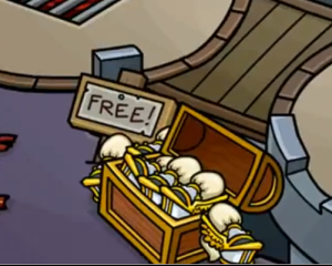 WhiteKnightHelmetBox.PNG